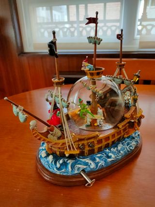Peter Pan Bola Nieve Disney
Snow globe 