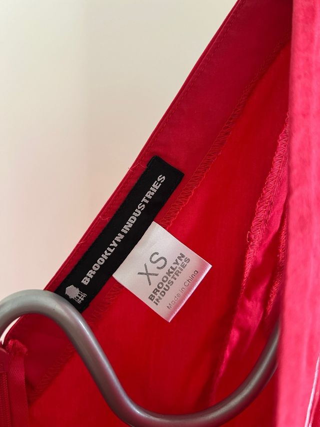 Vestido rojo bordado