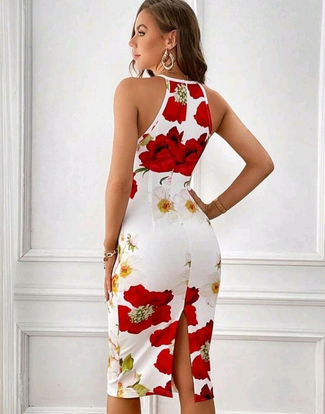Vestido midi floral rojo y blanco. Se hace envío.