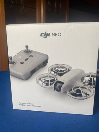DJI Neo Combo