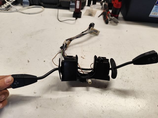 Módulo intermitentes BMW E36