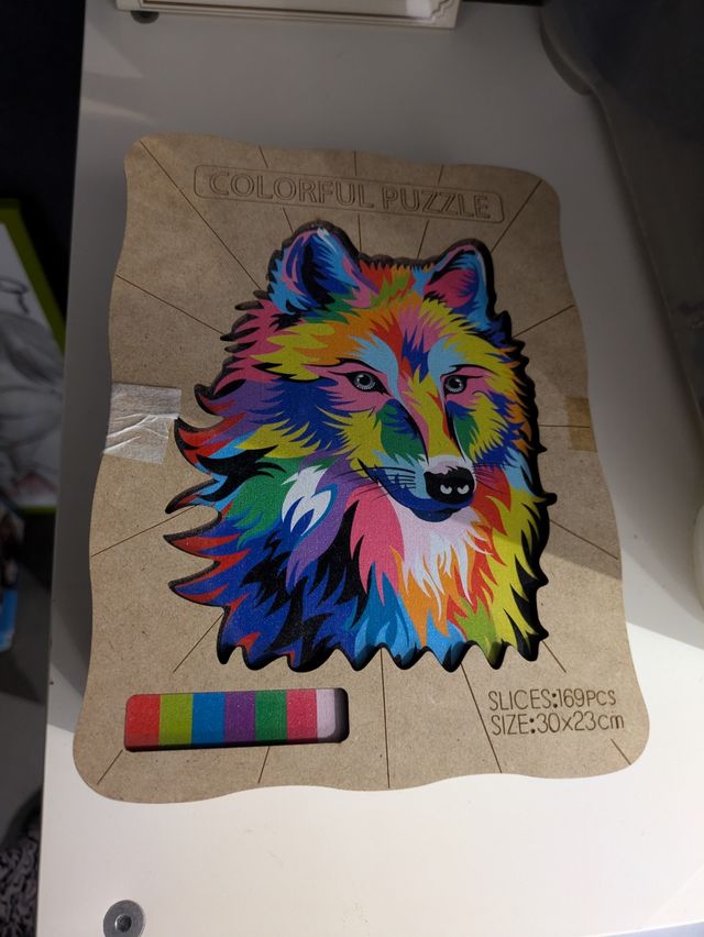 Rompecabezas de lobo multicolor - 169 piezas