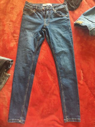 Vaqueros Bershka Hombre - Azul