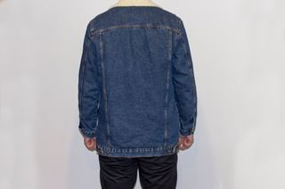 Chaquetón vaquero con borreguillo 