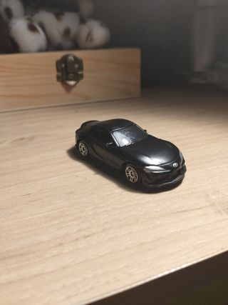 Coches miniatura 1:64