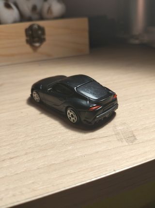 Coches miniatura 1:64