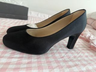 Zapatos de indumentaria valenciana