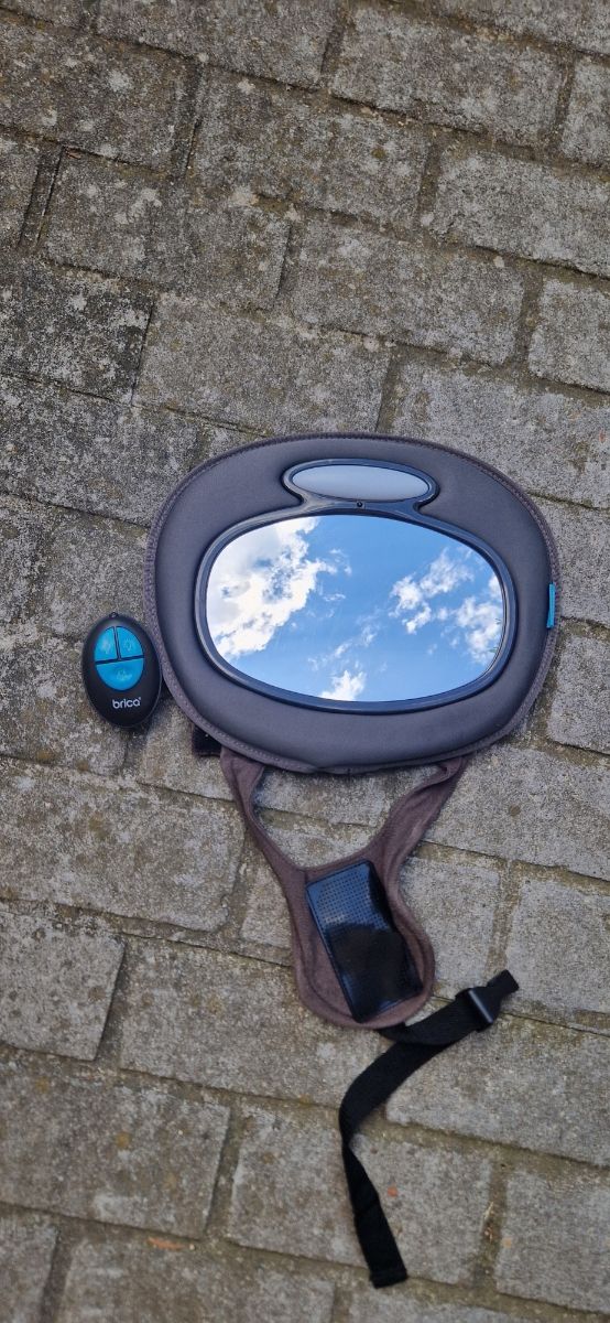 Specchietto retrovisore Brica per neonato con luce