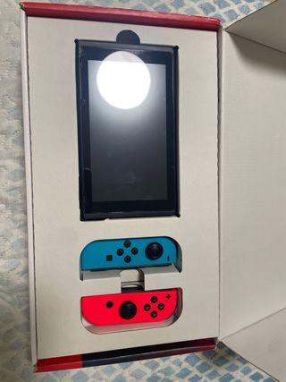 Nintendo Switch Azul & Rojo
