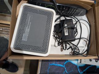 Descodificador Movistar + mando en perfecto estado