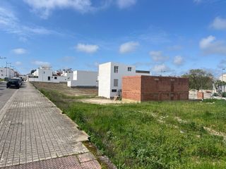 Esquí na Avda Cangas con sor isabel Pérez .