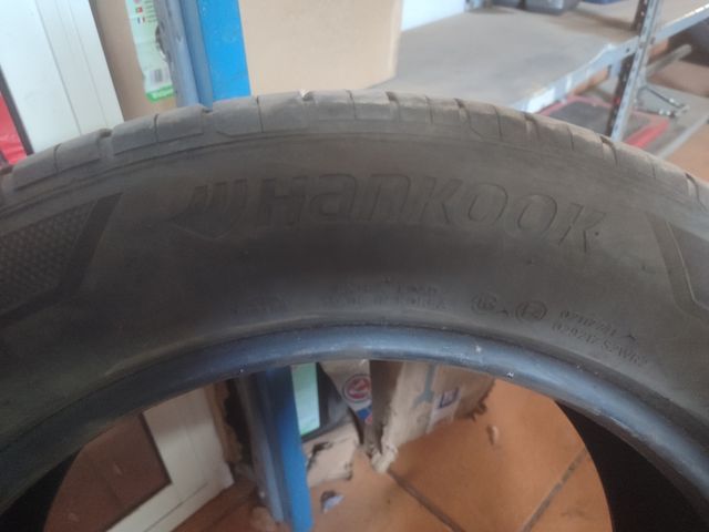 4 Neumáticos 235/55/18 104W