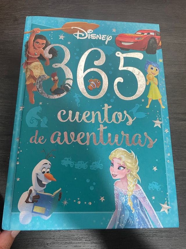 365 cuentos de aventuras.