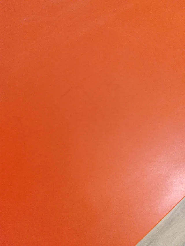 Mesa infantil Ikea roja