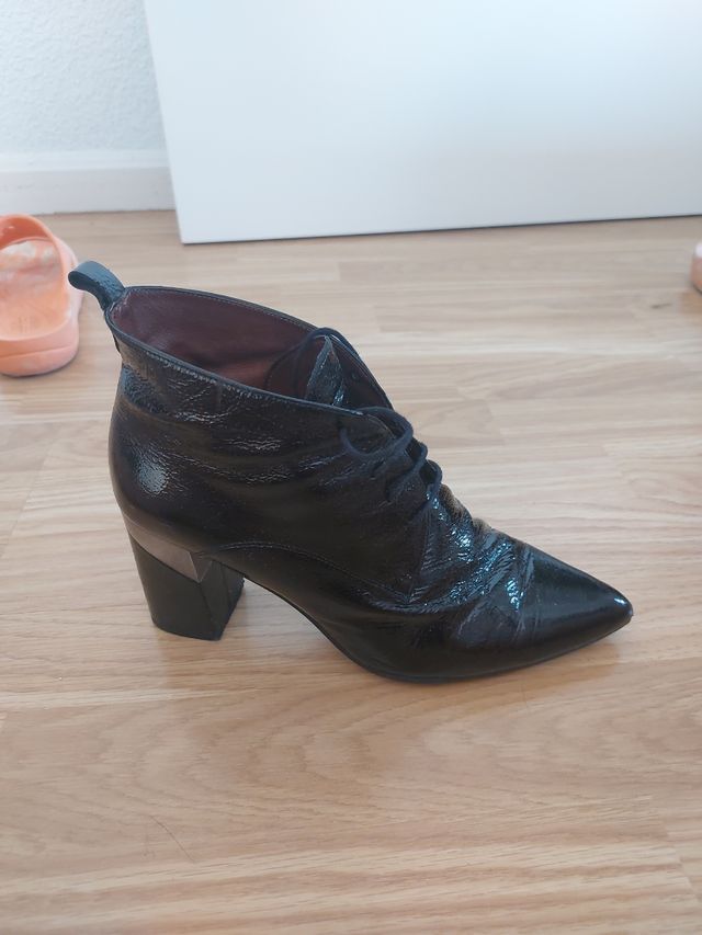 Botín Hispanitas negro 38