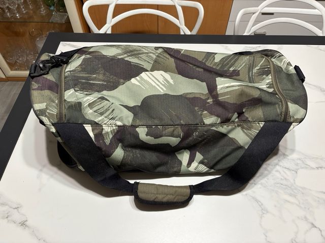 Bolsa Nike deportiva - camuflaje