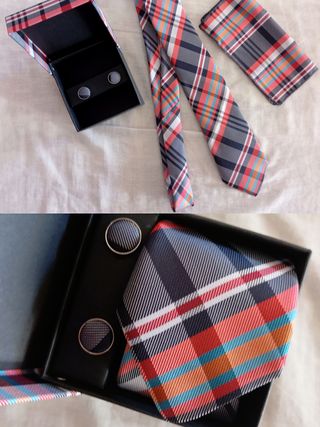 JUEGO DE CORBATA + PAÑUELO + GEMELOS.