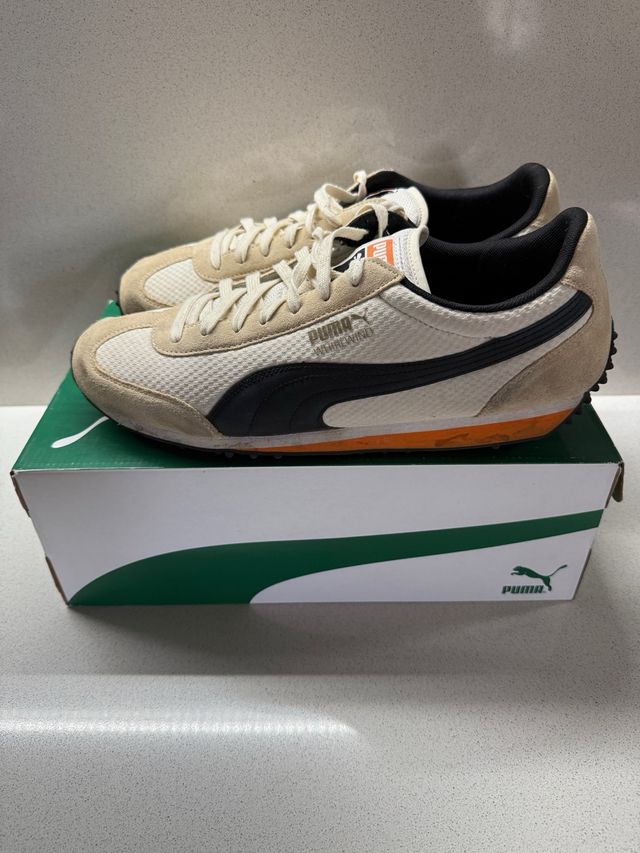 Zapatillas Puma casual beige-negro