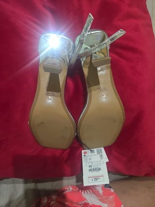 Sandalias Zara Plata 36