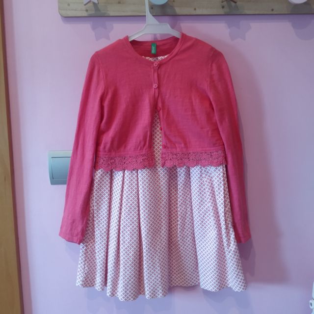 Vestido niña BENETTON con cardigan rosa
