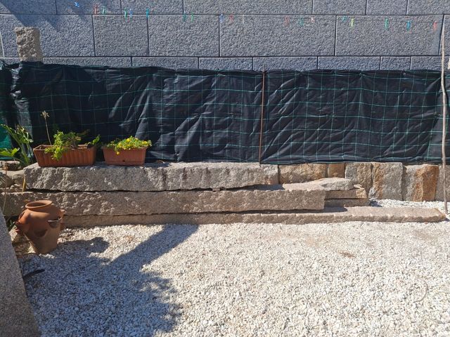 Postes piedra granito