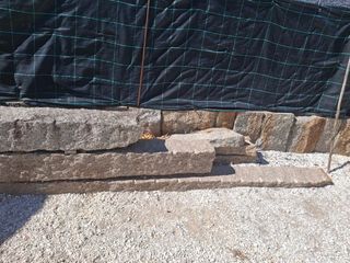 Postes piedra granito