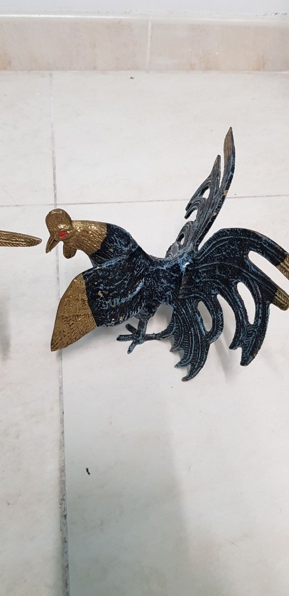 2 Gallos Metalicos Decorativos - Negro/Dorado