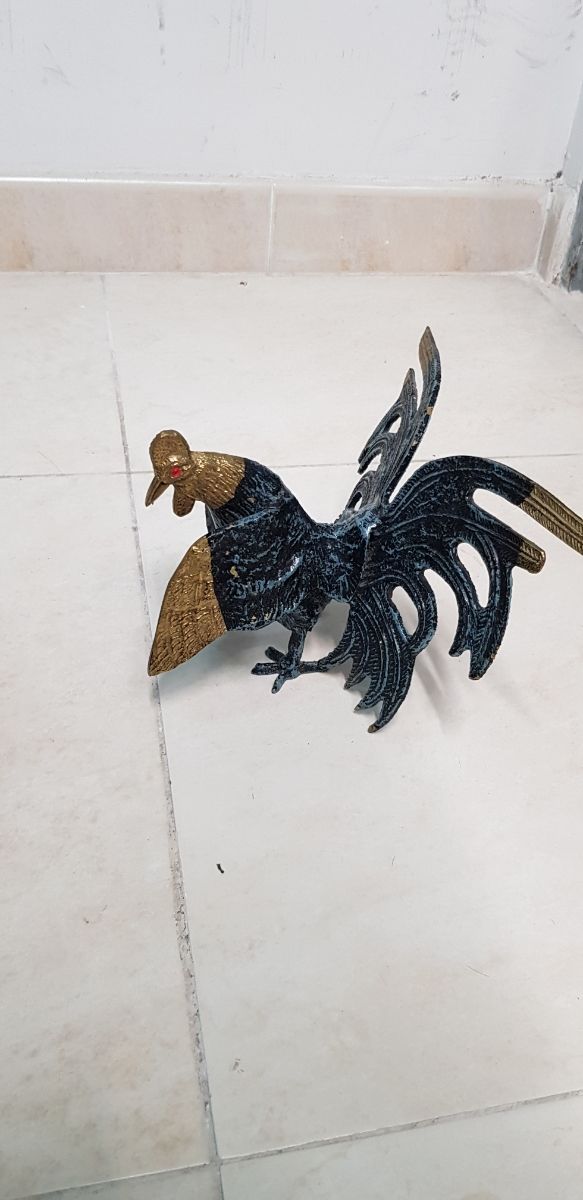 2 Gallos Metalicos Decorativos - Negro/Dorado