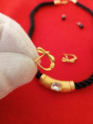 Collar y pendientes - seda negra