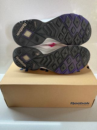 Reebok Classic Aztrek - Blancas y Rosas