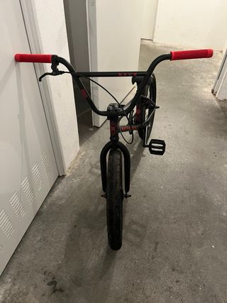 Bicicleta BMX WeThePeople Nova negra