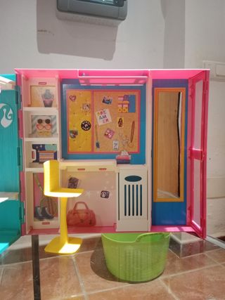 Barbie - Tienda de ropa portátil