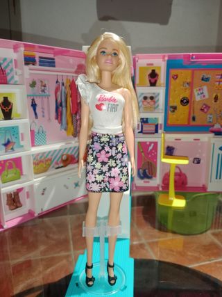 Barbie - Tienda de ropa portátil