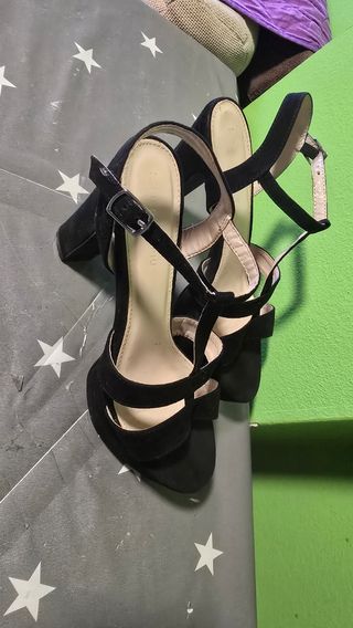 Sandalias tacón negras Piccola R.