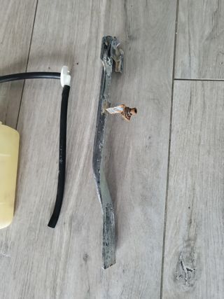 Depósito expansión Suzuki Samurai + soporte