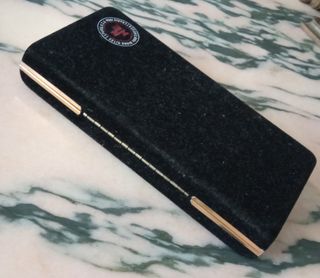 Estuche joyas terciopelo negro dorado