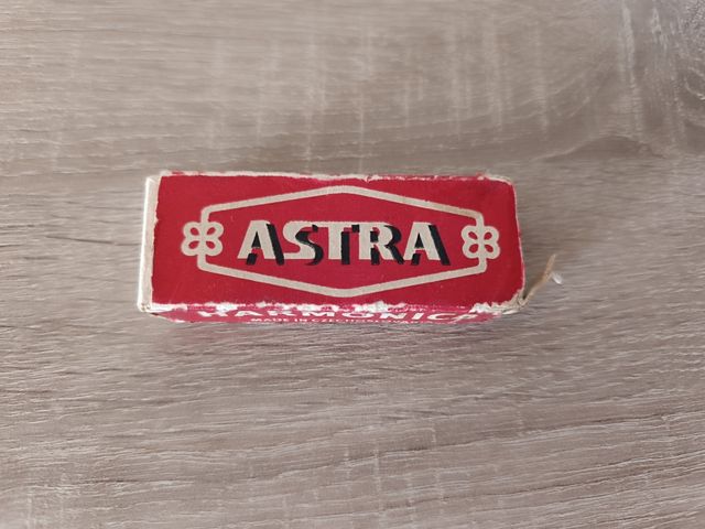 Armónica Astra checoslovaca