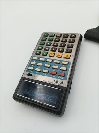 Canon F-51: Calculadora científica vintage