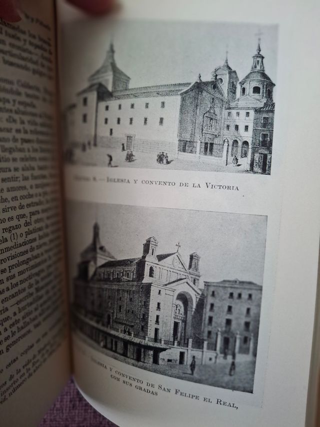 Libros antiguos sobre Felipe IV. 1935 y 1942