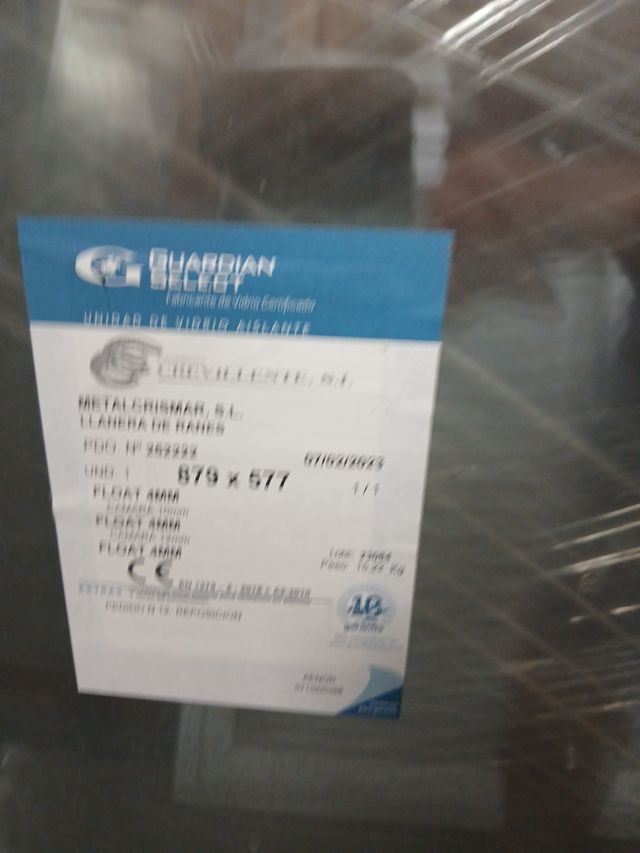 Ventana aluminio blanco con puente termoco 1m.x0.7