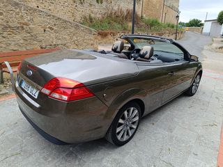 Ford Focus coupe cabrio by David Delfin 