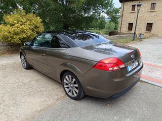 Ford Focus coupe cabrio by David Delfin 