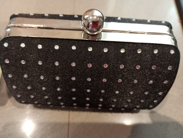 Borsette eleganti oro e nero