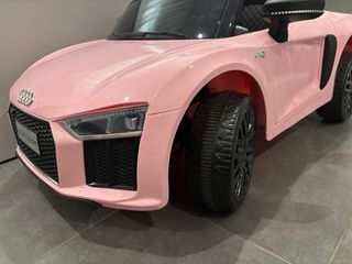Coche eléctrico infantil Audi R8 rosa 12v