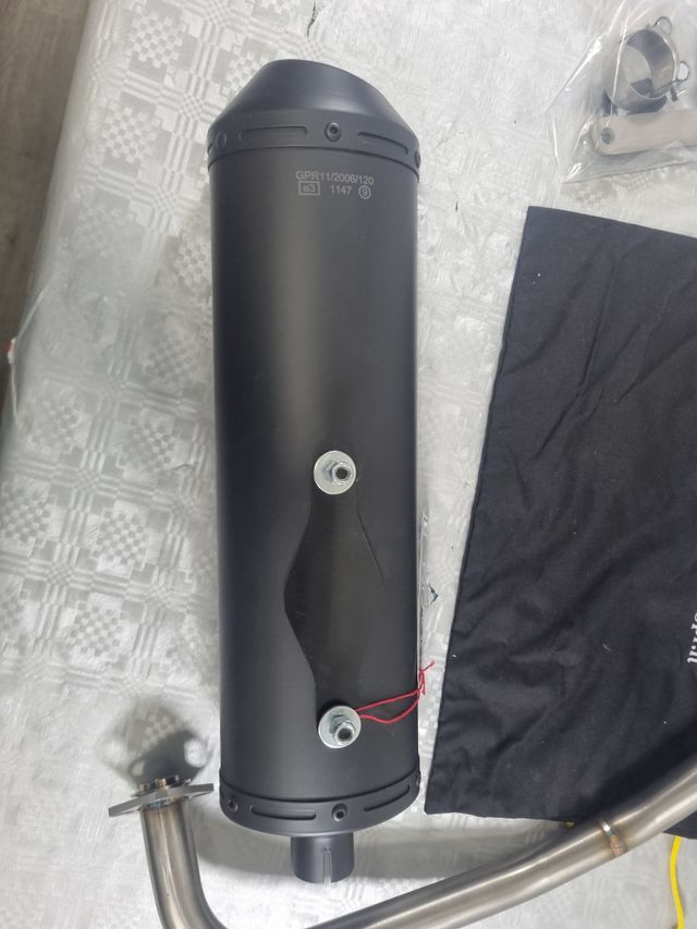 Escape GPR 4Road Honda PCX 125 2014 al 2016