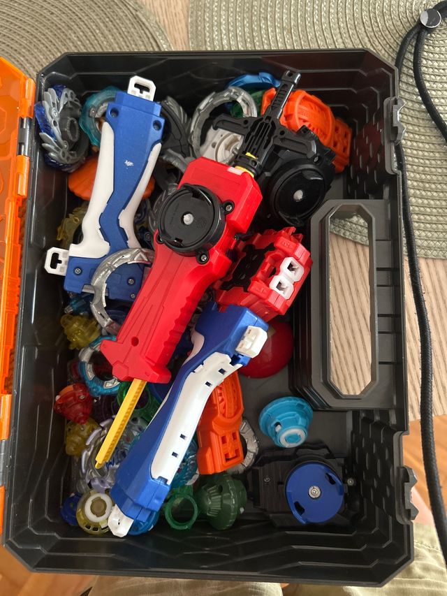 Lote Beyblades