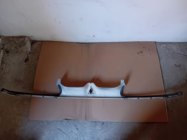 PARRILLA RENAULT 19