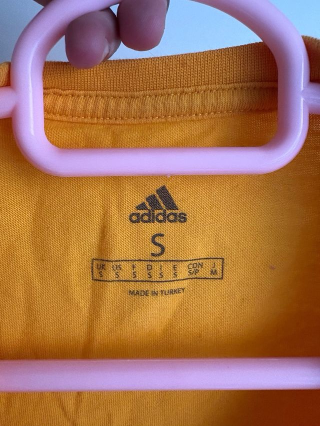 Camiseta Adidas unisex amarilla talla S