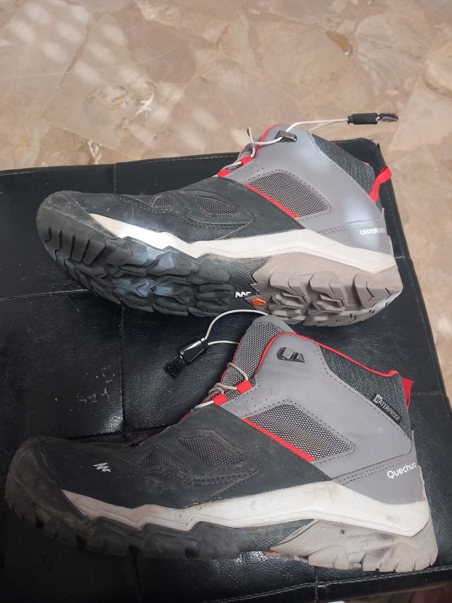 Botas trekking Quechua Crossrock talla 38