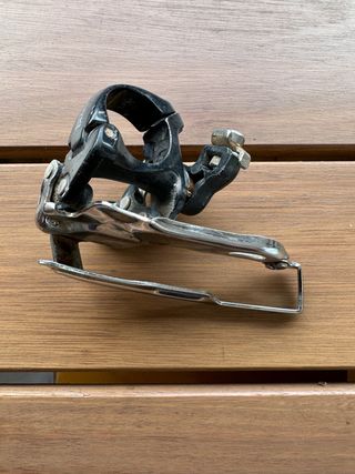 Desviador Delantero Shimano Deore.